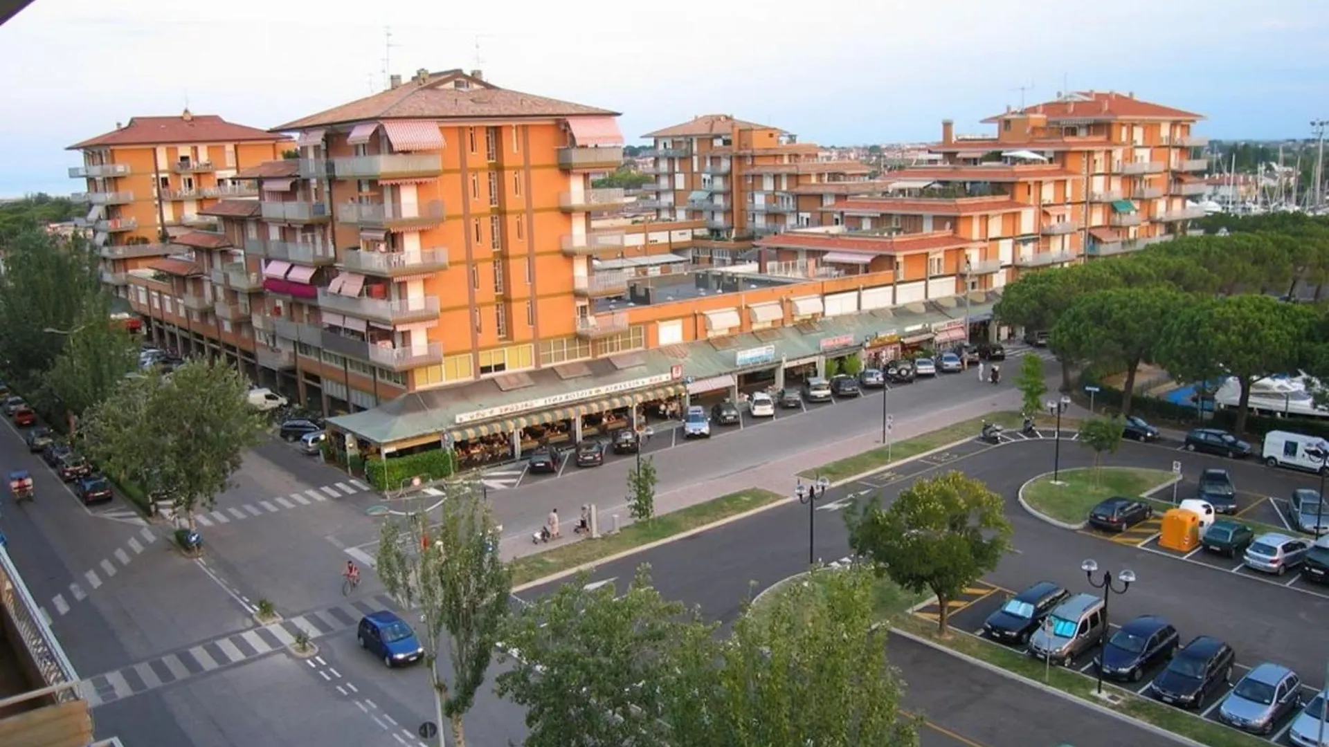 Modern Apartment In Caorle With Private Terrace Porto Santa Margherita di Caorle Italy