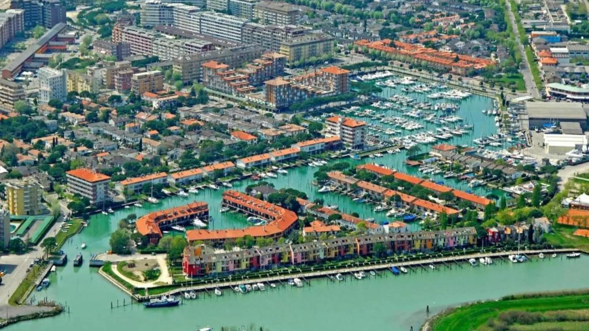 Modern Apartment In Caorle With Private Terrace Porto Santa Margherita di Caorle 0*,